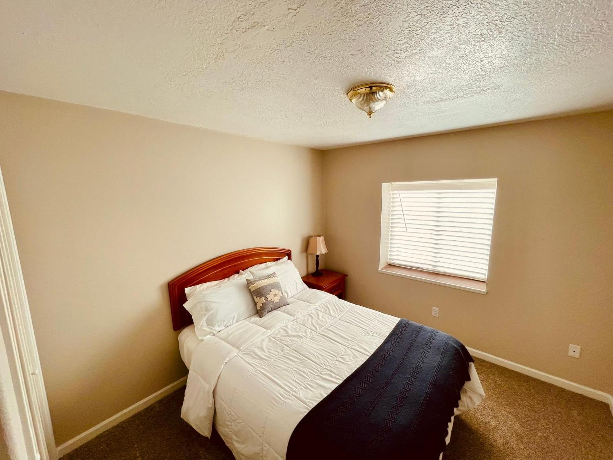 Iona Mercantile Bnb Rigby Bagian luar foto