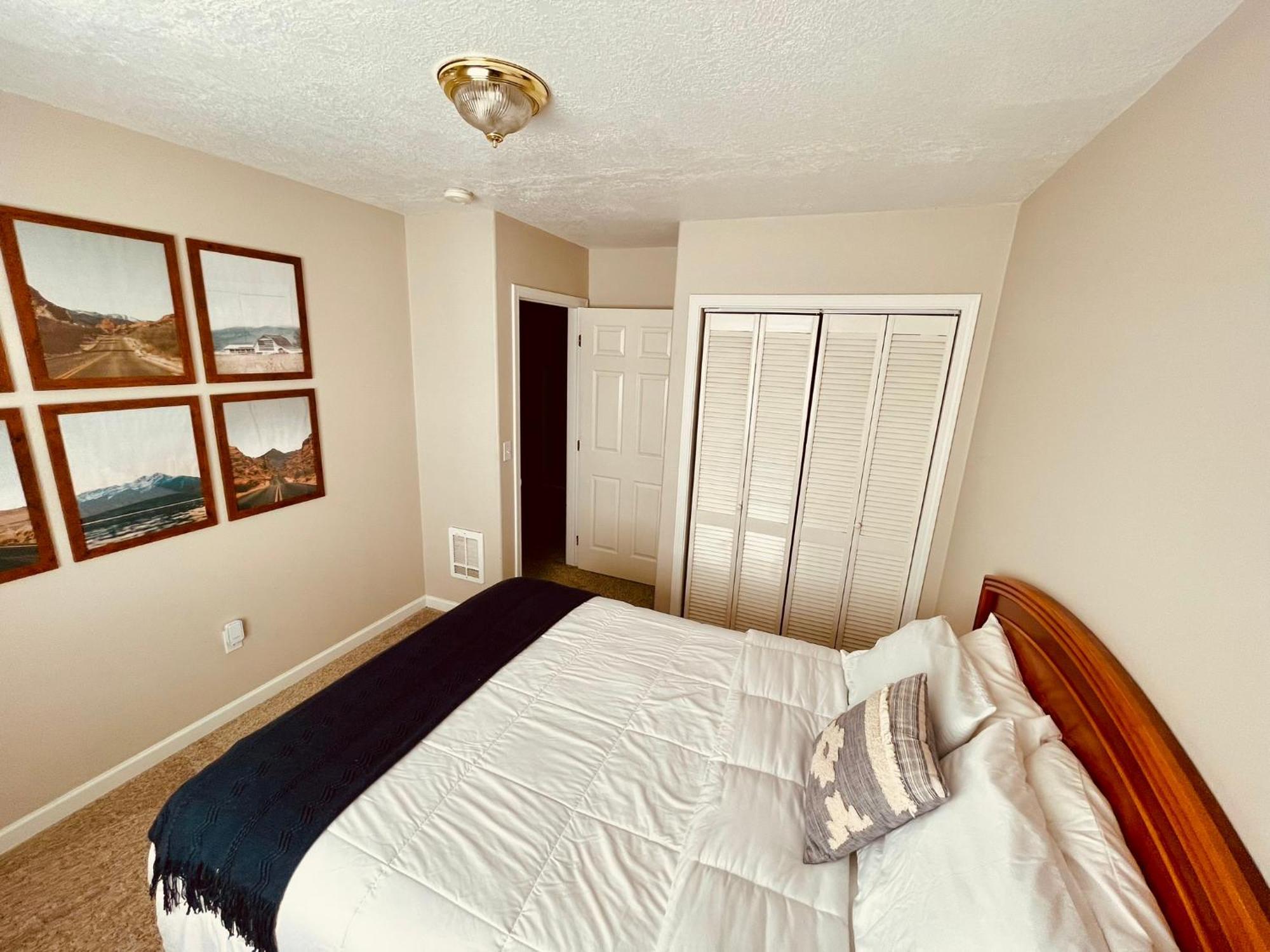 Iona Mercantile Bnb Rigby Bagian luar foto