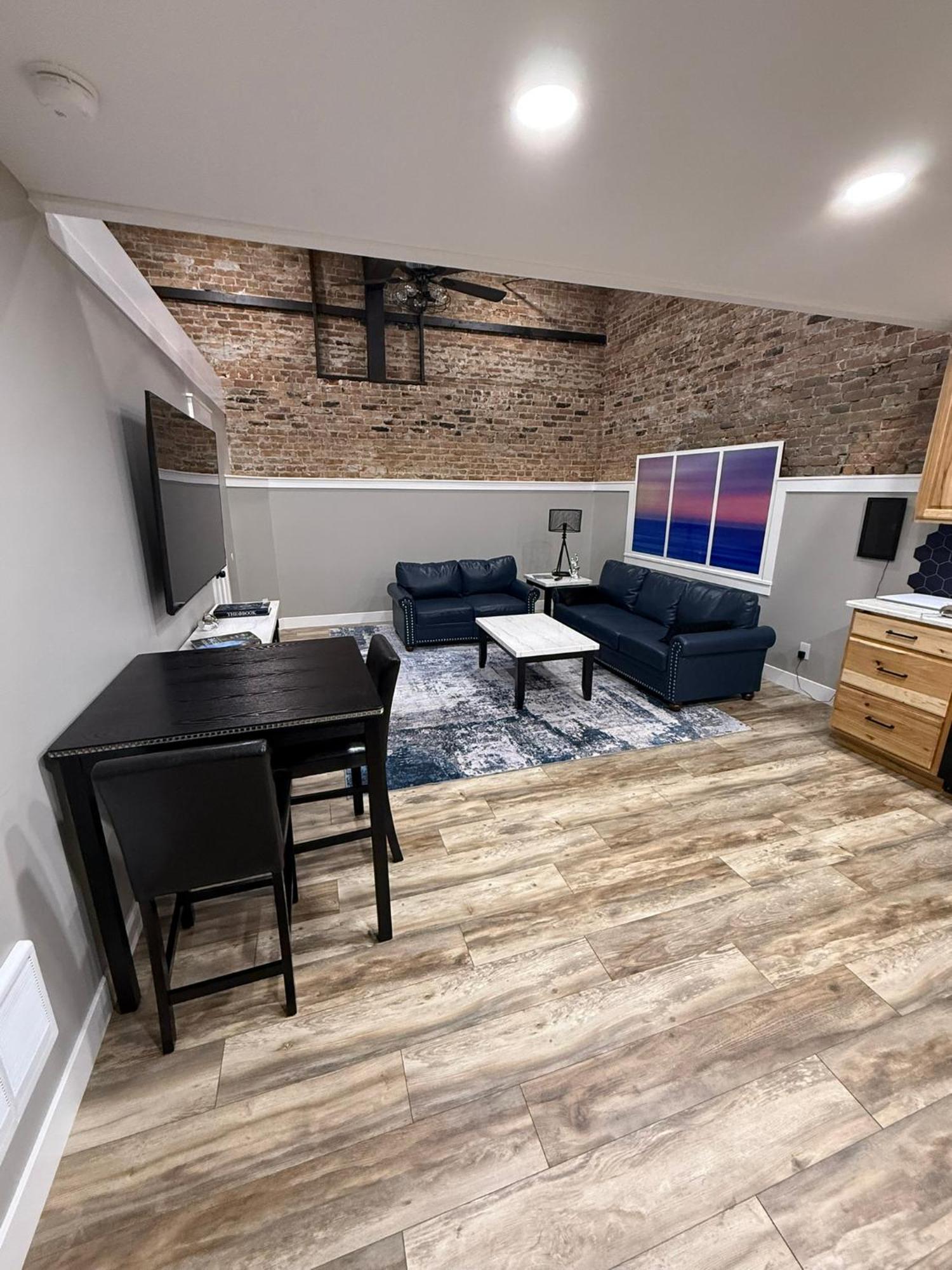 Iona Mercantile Bnb Rigby Bagian luar foto